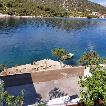 Astrid 5 M From Apartmán