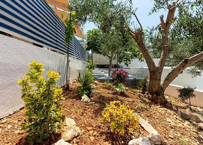 Appartamento Astrid 5 M From *