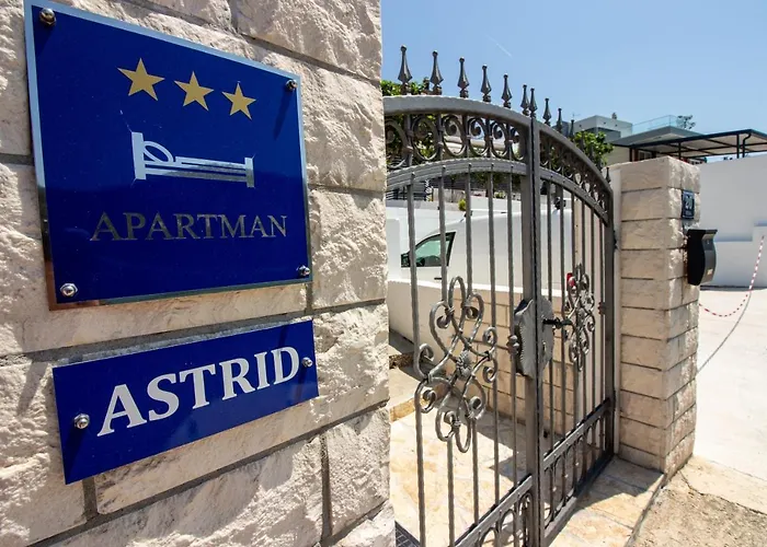 Appartamento Astrid 5 M From *